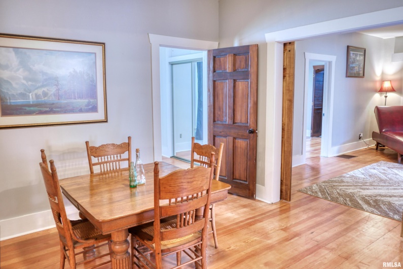 2036 SPRUCE Street, Murphysboro, Illinois 62966, 3 Bedrooms Bedrooms, 0 ,2 BathroomsBathrooms,Residential,For Sale,SPRUCE,0,RMAEB460338