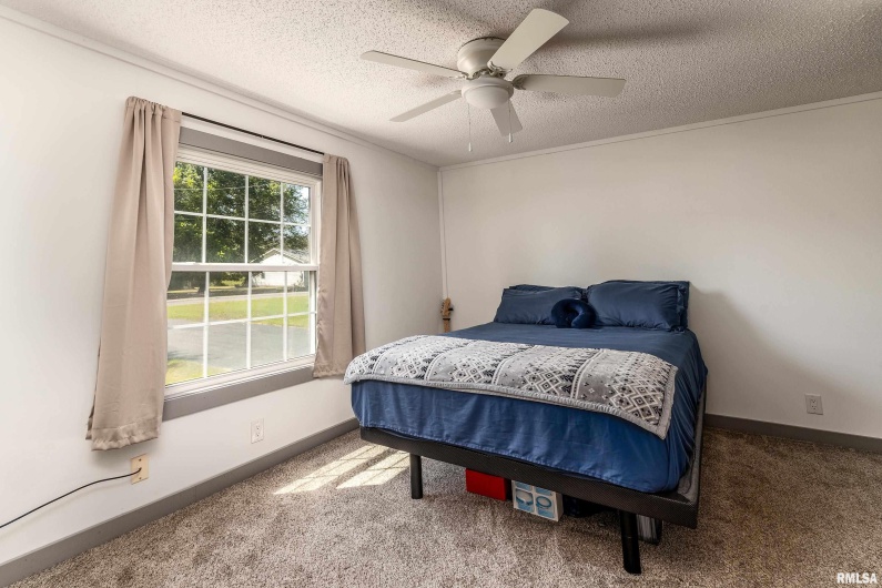 501 TOWER Road, Herrin, Illinois 62948, 3 Bedrooms Bedrooms, 0 ,2 BathroomsBathrooms,Residential,For Sale,TOWER,0,RMAEB460341