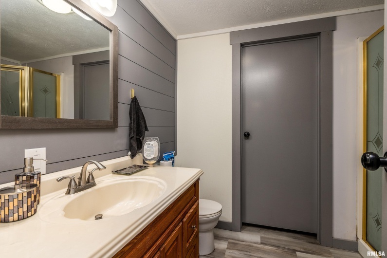 501 TOWER Road, Herrin, Illinois 62948, 3 Bedrooms Bedrooms, 0 ,2 BathroomsBathrooms,Residential,For Sale,TOWER,0,RMAEB460341