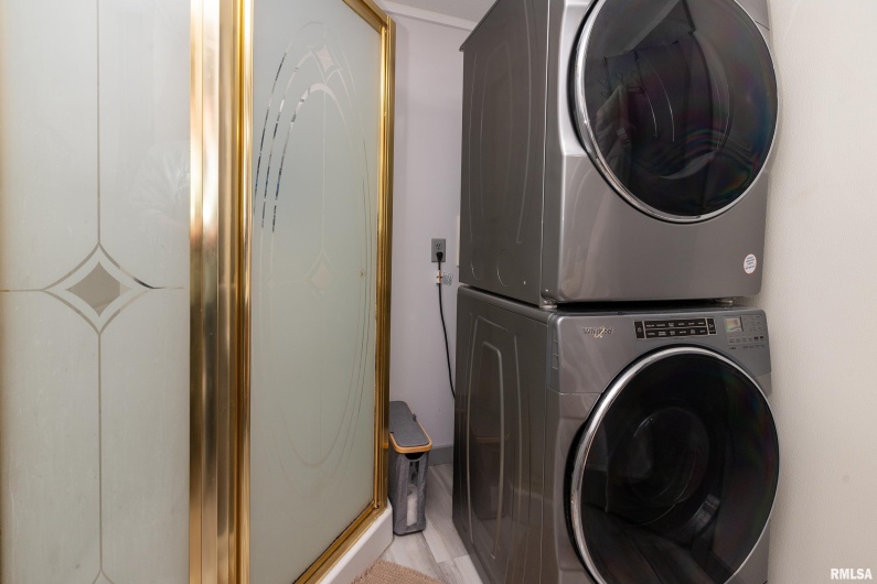 501 TOWER Road, Herrin, Illinois 62948, 3 Bedrooms Bedrooms, 0 ,2 BathroomsBathrooms,Residential,For Sale,TOWER,0,RMAEB460341