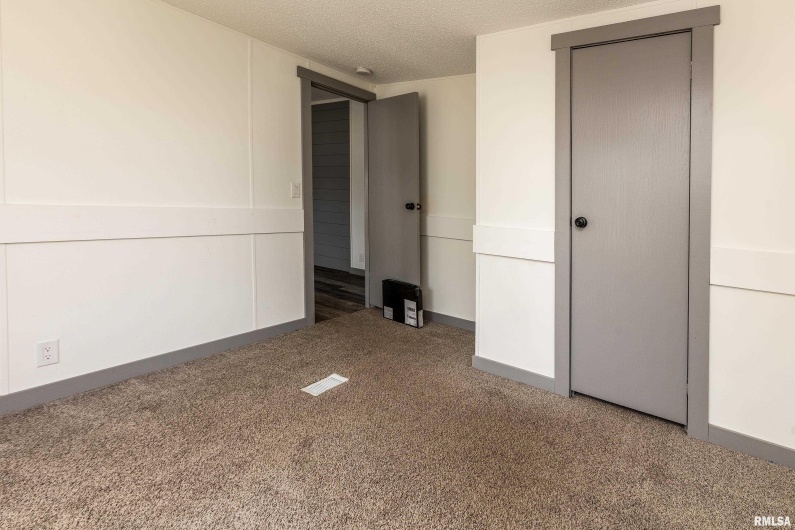 501 TOWER Road, Herrin, Illinois 62948, 3 Bedrooms Bedrooms, 0 ,2 BathroomsBathrooms,Residential,For Sale,TOWER,0,RMAEB460341