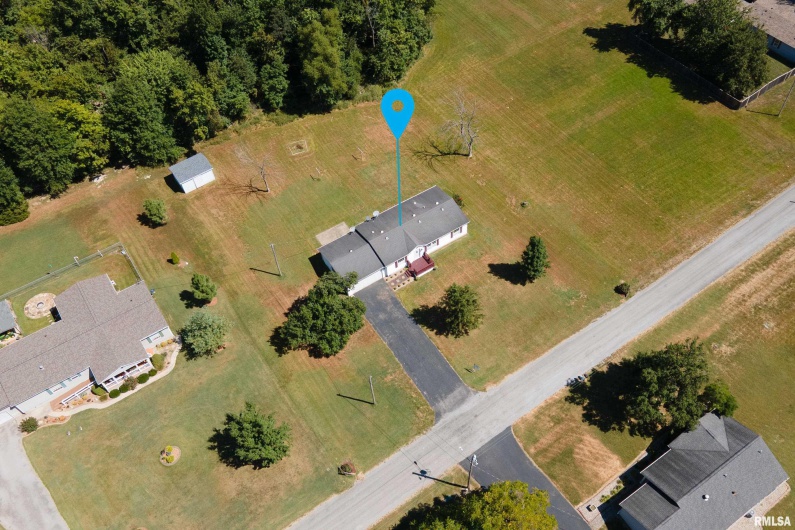 501 TOWER Road, Herrin, Illinois 62948, 3 Bedrooms Bedrooms, 0 ,2 BathroomsBathrooms,Residential,For Sale,TOWER,0,RMAEB460341