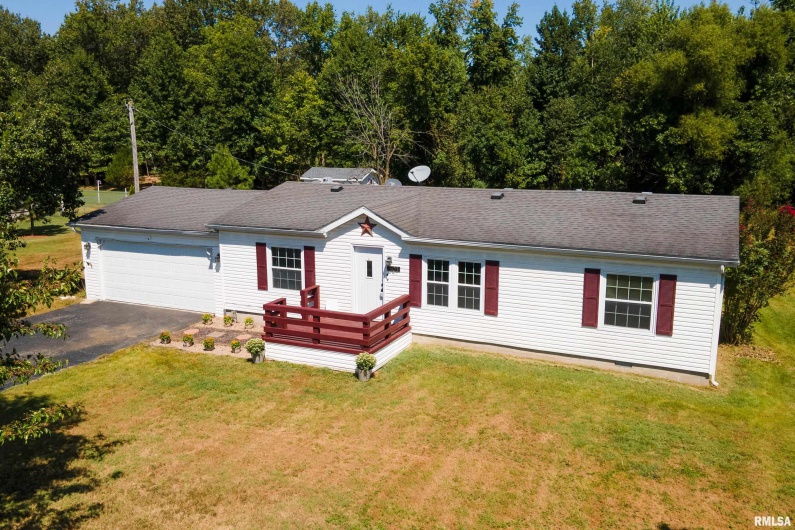 501 TOWER Road, Herrin, Illinois 62948, 3 Bedrooms Bedrooms, 0 ,2 BathroomsBathrooms,Residential,For Sale,TOWER,0,RMAEB460341