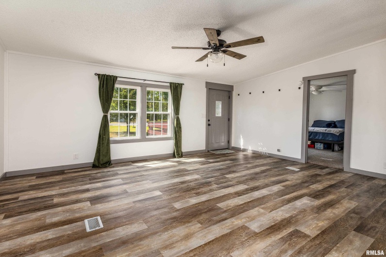 501 TOWER Road, Herrin, Illinois 62948, 3 Bedrooms Bedrooms, 0 ,2 BathroomsBathrooms,Residential,For Sale,TOWER,0,RMAEB460341