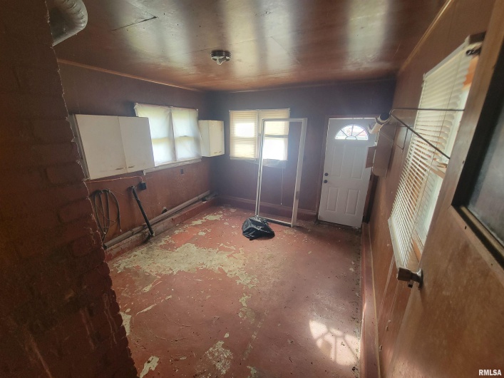 306 VOGEL Street, Dowell, Illinois 62927, 3 Bedrooms Bedrooms, 0 ,1 BathroomBathrooms,Residential,For Sale,VOGEL,0,RMAEB460345