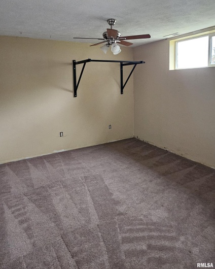 104 PARK Street, Hurst, Illinois 62949, 2 Bedrooms Bedrooms, 0 ,1 BathroomBathrooms,Residential,For Sale,PARK,0,RMAEB460342