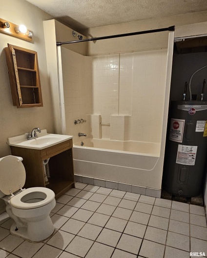 104 PARK Street, Hurst, Illinois 62949, 2 Bedrooms Bedrooms, 0 ,1 BathroomBathrooms,Residential,For Sale,PARK,0,RMAEB460342