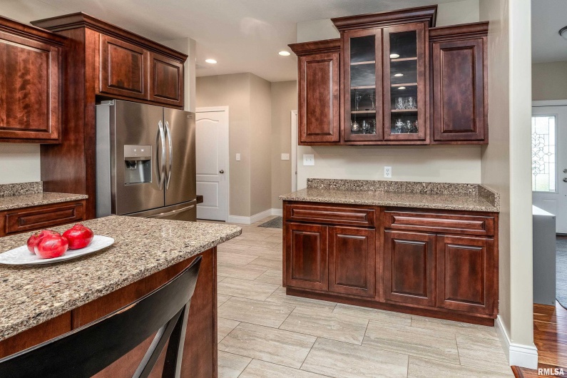 103 EXCALIBUR Drive, Carterville, Illinois 62918, 3 Bedrooms Bedrooms, 0 ,2 BathroomsBathrooms,Residential,For Sale,EXCALIBUR,0,RMAEB460335