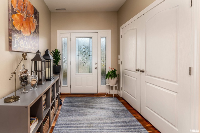 103 EXCALIBUR Drive, Carterville, Illinois 62918, 3 Bedrooms Bedrooms, 0 ,2 BathroomsBathrooms,Residential,For Sale,EXCALIBUR,0,RMAEB460335