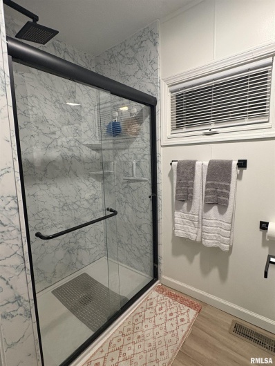 1303 MAPLE Street, Carterville, Illinois 62918, 3 Bedrooms Bedrooms, 0 ,2 BathroomsBathrooms,Residential,For Sale,MAPLE,0,RMAEB460346