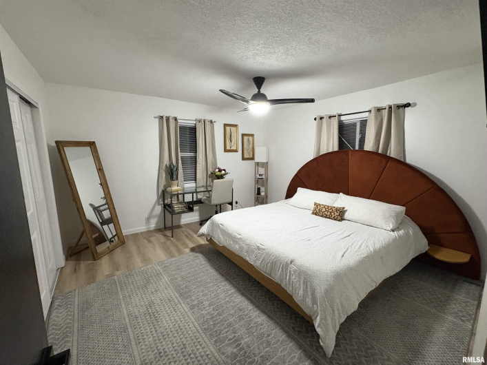 1303 MAPLE Street, Carterville, Illinois 62918, 3 Bedrooms Bedrooms, 0 ,2 BathroomsBathrooms,Residential,For Sale,MAPLE,0,RMAEB460346