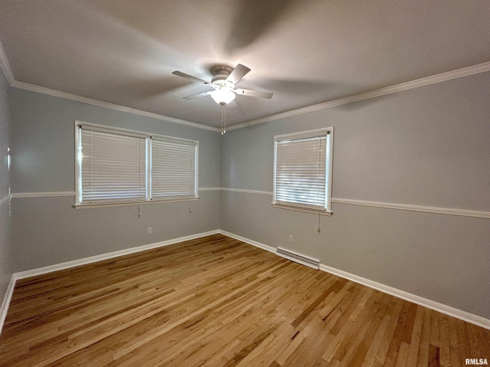 1406 TAYLOR Drive, Carbondale, Illinois 62901, 3 Bedrooms Bedrooms, 0 ,1 BathroomBathrooms,Residential,For Sale,TAYLOR,0,RMAEB460003