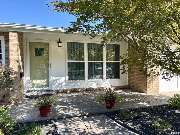 1406 TAYLOR Drive, Carbondale, Illinois 62901, 3 Bedrooms Bedrooms, 0 ,1 BathroomBathrooms,Residential,For Sale,TAYLOR,0,RMAEB460003