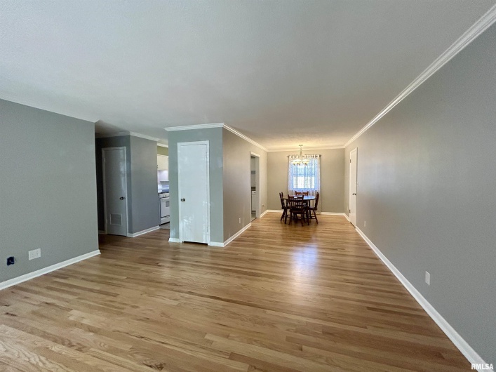 1406 TAYLOR Drive, Carbondale, Illinois 62901, 3 Bedrooms Bedrooms, 0 ,1 BathroomBathrooms,Residential,For Sale,TAYLOR,0,RMAEB460003