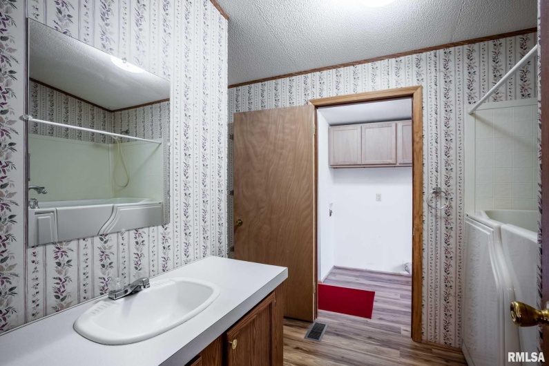 5340 Highway 45 S, Harrisburg, Illinois 62946, 3 Bedrooms Bedrooms, 0 ,2 BathroomsBathrooms,Residential,For Sale,Highway 45 S,0,RMAQC4268977