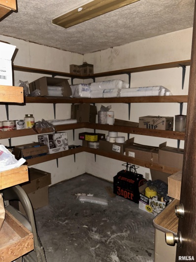 106 BUSH Street, Hurst, Illinois 62949, 0 , 0 ,0,Commercial Sale,For Sale,BUSH,0,RMAQC4268984