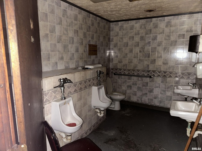 106 BUSH Street, Hurst, Illinois 62949, 0 , 0 ,0,Commercial Sale,For Sale,BUSH,0,RMAQC4268984