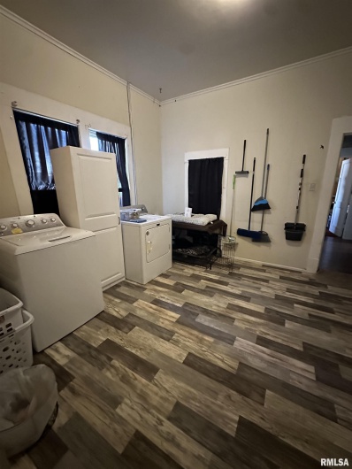 717 18TH Street, Herrin, Illinois 62948, 3 Bedrooms Bedrooms, 0 ,1 BathroomBathrooms,Residential,For Sale,18TH,0,RMAEB460348