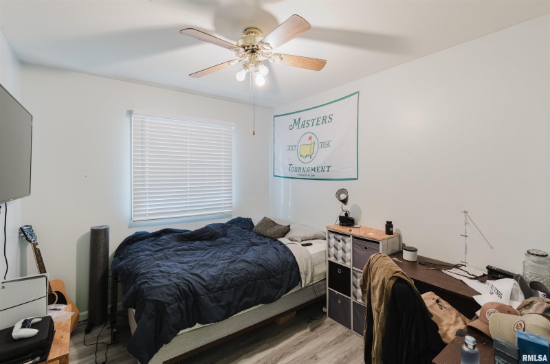 829 MELODY Lane, Herrin, Illinois 62948, 3 Bedrooms Bedrooms, 0 ,2 BathroomsBathrooms,Residential,For Sale,MELODY,0,RMAQC4268987