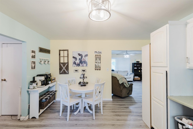 829 MELODY Lane, Herrin, Illinois 62948, 3 Bedrooms Bedrooms, 0 ,2 BathroomsBathrooms,Residential,For Sale,MELODY,0,RMAQC4268987