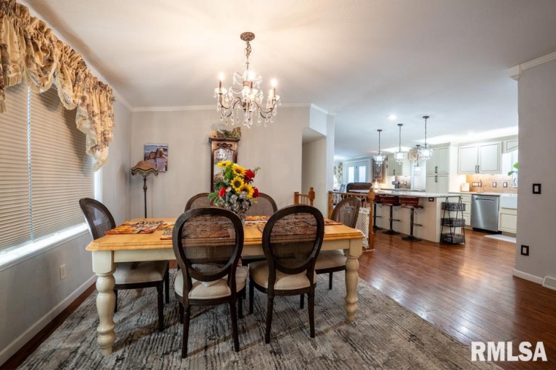 12451 Dahmer Way, Carterville, Illinois 62918, 5 Bedrooms Bedrooms, 0 ,3 BathroomsBathrooms,Residential,For Sale,Dahmer,0,RMAQC4268995