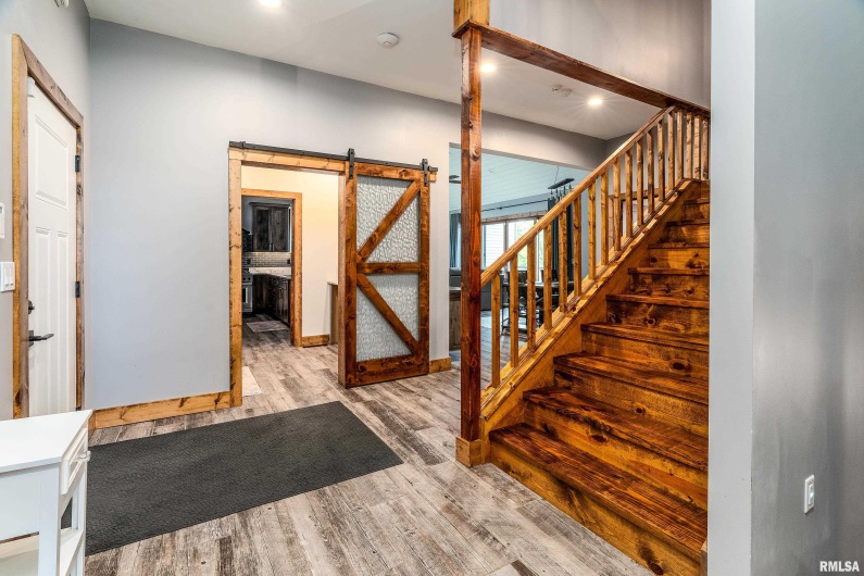 1651 Sneed Road, Carbondale, Illinois 62902, 3 Bedrooms Bedrooms, 0 ,4 BathroomsBathrooms,Residential,For Sale,Sneed,0,RMAEB460352