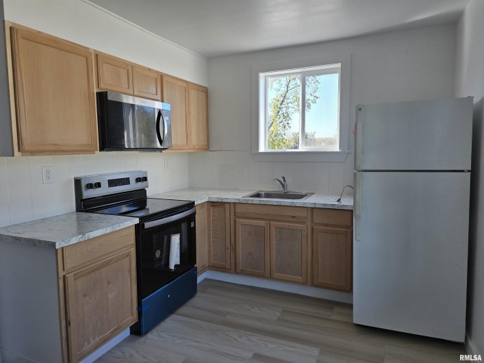 1216 US Hwy 45 Route, Eldorado, Illinois 62930, 0 , 0 ,0,Commercial Sale,For Sale,US Hwy 45,0,RMAEB460358