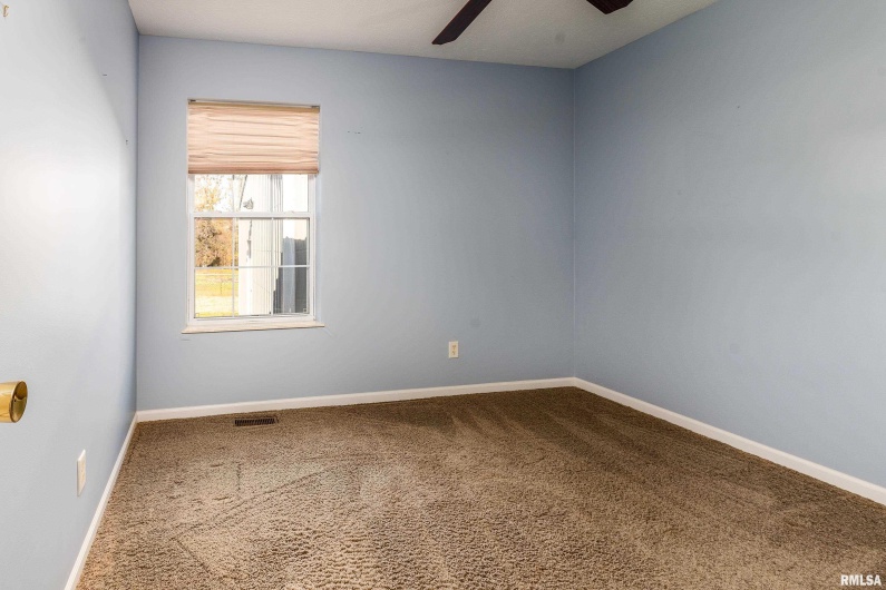 2080 Route 166 Road, Creal Springs, Illinois 62922, 3 Bedrooms Bedrooms, 0 ,2 BathroomsBathrooms,Residential,For Sale,Route 166,0,RMAQC4269007