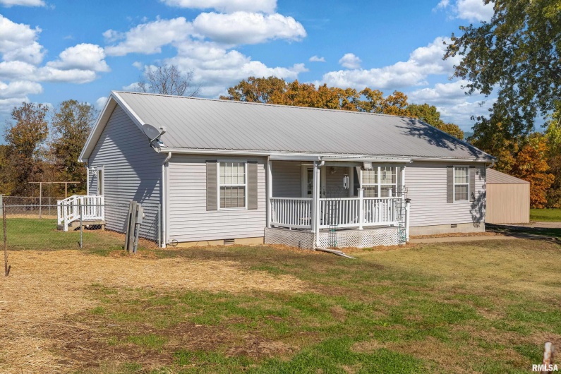 2080 Route 166 Road, Creal Springs, Illinois 62922, 3 Bedrooms Bedrooms, 0 ,2 BathroomsBathrooms,Residential,For Sale,Route 166,0,RMAQC4269007