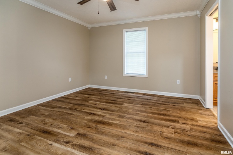 1321 7TH Street, Herrin, Illinois 62948, 3 Bedrooms Bedrooms, 0 ,2 BathroomsBathrooms,Residential,For Sale,7TH,0,RMAQC4264360