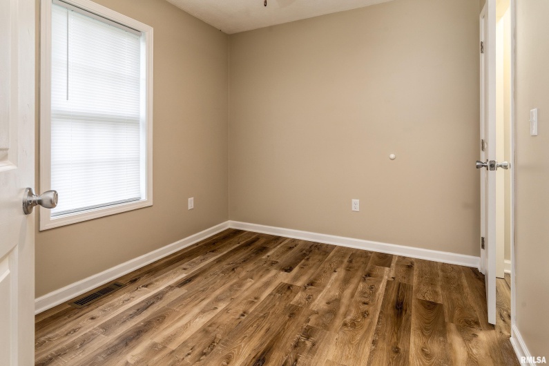 1321 7TH Street, Herrin, Illinois 62948, 3 Bedrooms Bedrooms, 0 ,2 BathroomsBathrooms,Residential,For Sale,7TH,0,RMAQC4264360