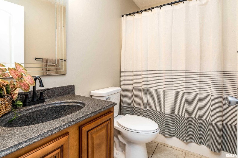 1321 7TH Street, Herrin, Illinois 62948, 3 Bedrooms Bedrooms, 0 ,2 BathroomsBathrooms,Residential,For Sale,7TH,0,RMAQC4264360