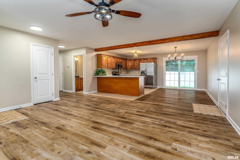 1321 7TH Street, Herrin, Illinois 62948, 3 Bedrooms Bedrooms, 0 ,2 BathroomsBathrooms,Residential,For Sale,7TH,0,RMAQC4264360