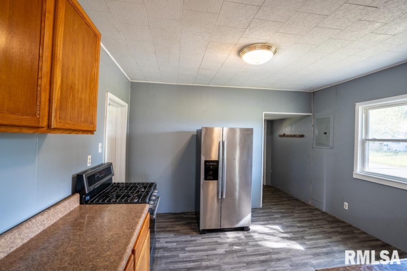 1500 13TH Street, Herrin, Illinois 62948, 3 Bedrooms Bedrooms, 0 ,2 BathroomsBathrooms,Residential,For Sale,13TH,0,RMAQC4269064