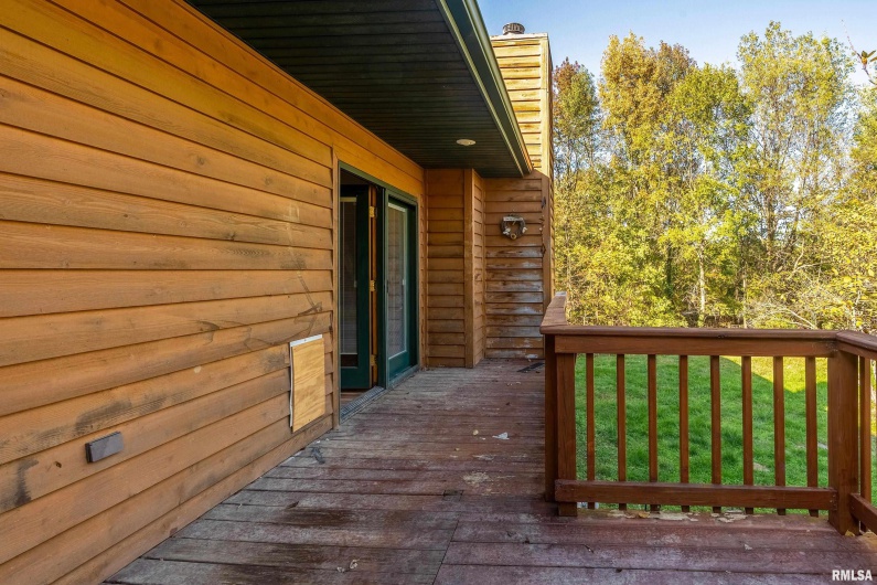 125 Princess Lane, Carbondale, Illinois 62901, 5 Bedrooms Bedrooms, 0 ,4 BathroomsBathrooms,Residential,For Sale,Princess,0,RMAEB460361