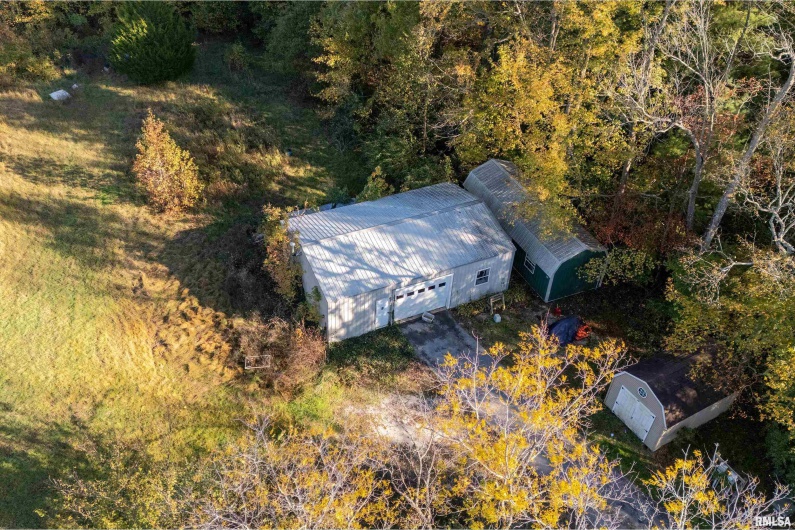 125 Princess Lane, Carbondale, Illinois 62901, 5 Bedrooms Bedrooms, 0 ,4 BathroomsBathrooms,Residential,For Sale,Princess,0,RMAEB460361