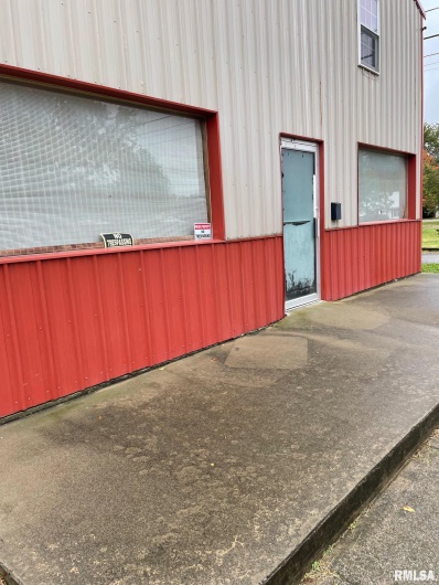 1017 5TH Street, Metropolis, Illinois 62960, 0 , 0 ,0,Commercial Sale,For Sale,5TH,0,RMAEB460362