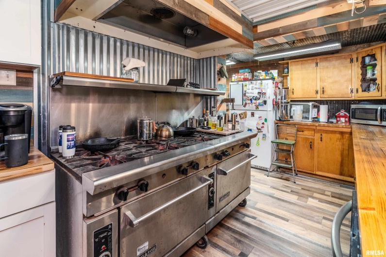 365 BOND Road, Galatia, Illinois 62935, 2 Bedrooms Bedrooms, 0 ,1 BathroomBathrooms,Residential,For Sale,BOND,0,RMAEB460363