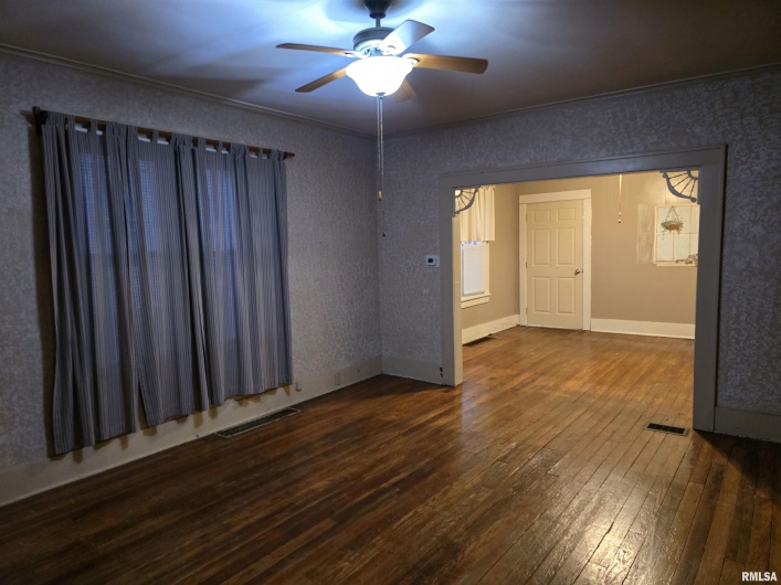 1028 ROOSEVELT Street, Harrisburg, Illinois 62946-2838, 2 Bedrooms Bedrooms, 0 ,1 BathroomBathrooms,Residential,For Sale,ROOSEVELT,0,RMAEB460364