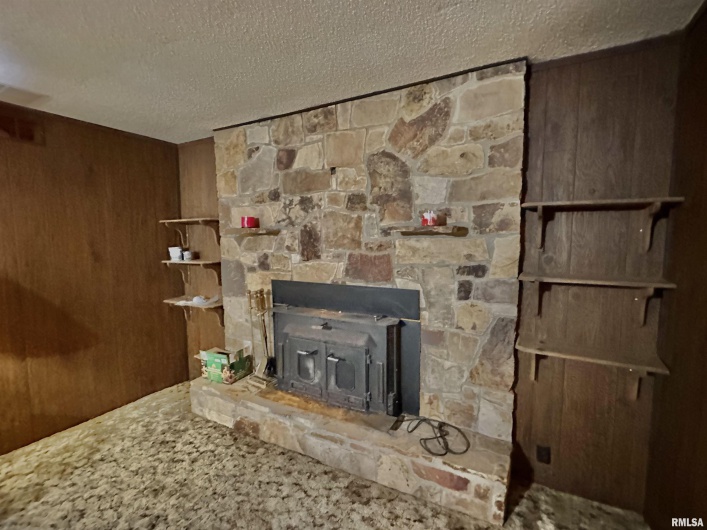 718 Karbers Ridge Road, Elizabethtown, Illinois 62931, 4 Bedrooms Bedrooms, 0 ,2 BathroomsBathrooms,Residential,For Sale,Karbers Ridge,0,RMAEB460367