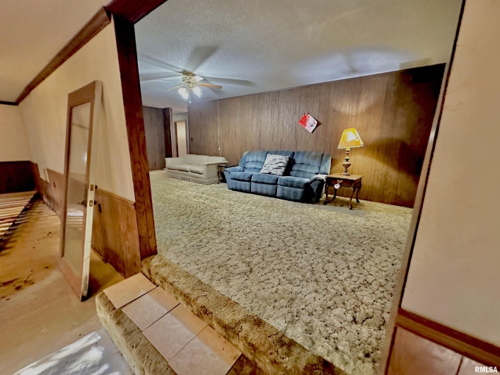 718 Karbers Ridge Road, Elizabethtown, Illinois 62931, 4 Bedrooms Bedrooms, 0 ,2 BathroomsBathrooms,Residential,For Sale,Karbers Ridge,0,RMAEB460367