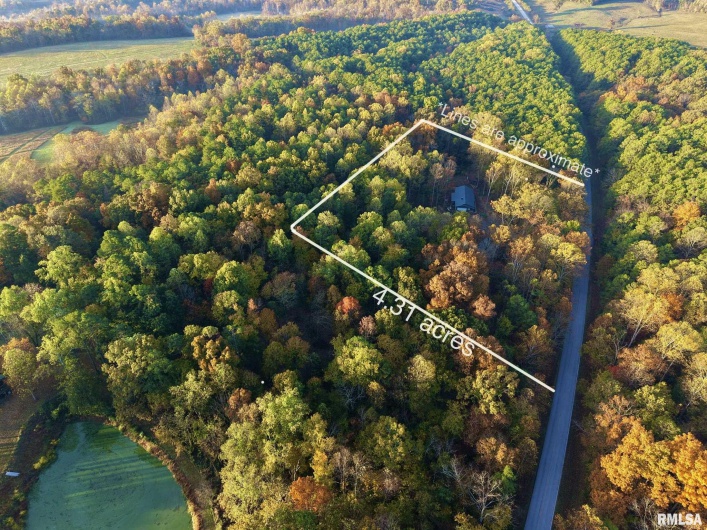 718 Karbers Ridge Road, Elizabethtown, Illinois 62931, 4 Bedrooms Bedrooms, 0 ,2 BathroomsBathrooms,Residential,For Sale,Karbers Ridge,0,RMAEB460367