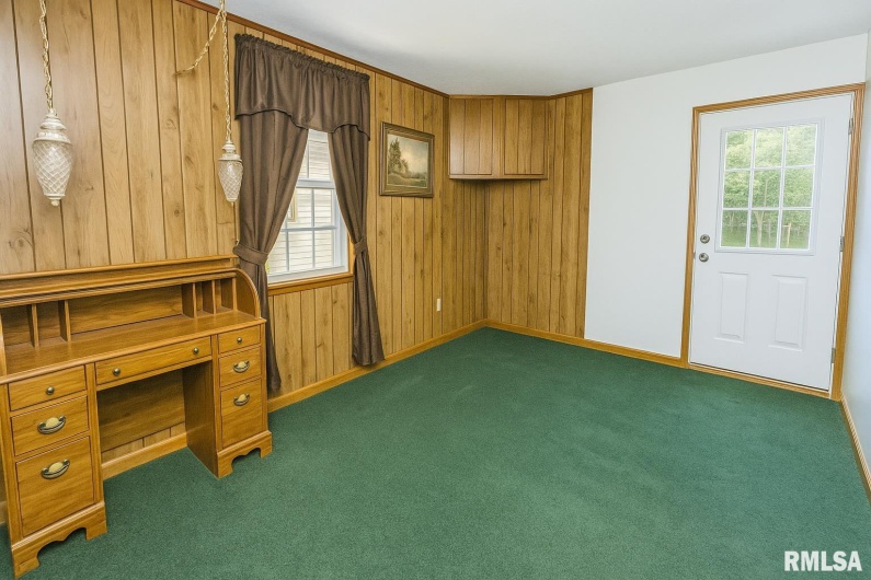 718 Karbers Ridge Road, Elizabethtown, Illinois 62931, 4 Bedrooms Bedrooms, 0 ,2 BathroomsBathrooms,Residential,For Sale,Karbers Ridge,0,RMAEB460367