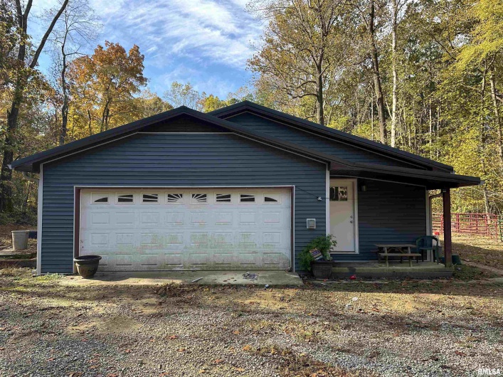 718 Karbers Ridge Road, Elizabethtown, Illinois 62931, 4 Bedrooms Bedrooms, 0 ,2 BathroomsBathrooms,Residential,For Sale,Karbers Ridge,0,RMAEB460367