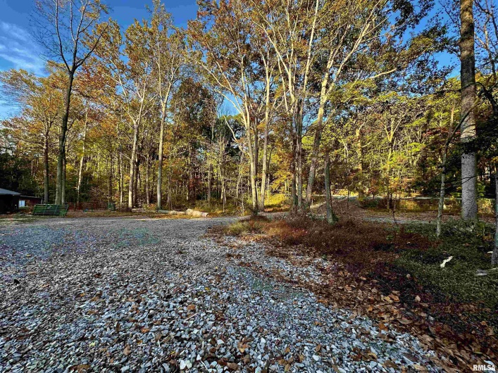 718 Karbers Ridge Road, Elizabethtown, Illinois 62931, 4 Bedrooms Bedrooms, 0 ,2 BathroomsBathrooms,Residential,For Sale,Karbers Ridge,0,RMAEB460367