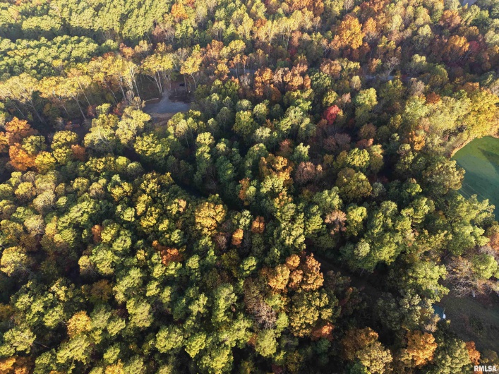 718 Karbers Ridge Road, Elizabethtown, Illinois 62931, 4 Bedrooms Bedrooms, 0 ,2 BathroomsBathrooms,Residential,For Sale,Karbers Ridge,0,RMAEB460367