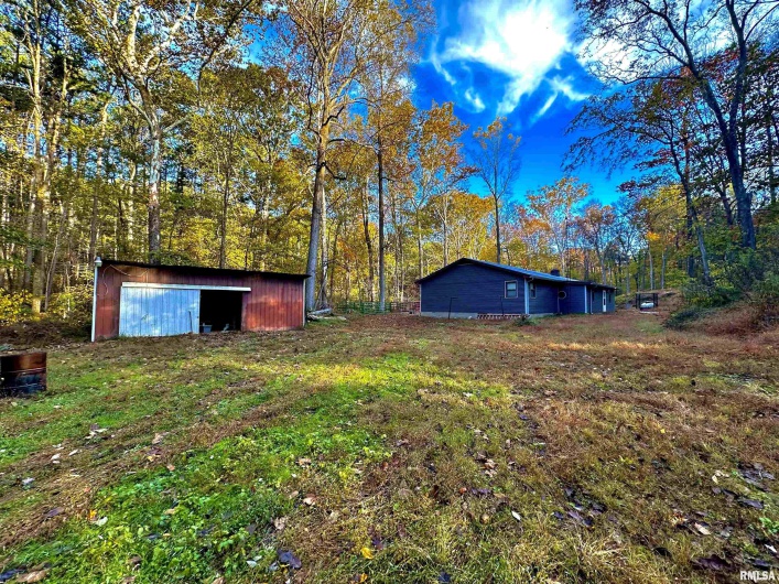 718 Karbers Ridge Road, Elizabethtown, Illinois 62931, 4 Bedrooms Bedrooms, 0 ,2 BathroomsBathrooms,Residential,For Sale,Karbers Ridge,0,RMAEB460367