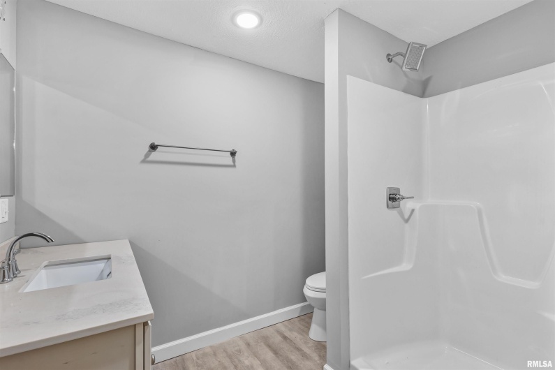 1220 14TH Street, Herrin, Illinois 62959, 3 Bedrooms Bedrooms, 0 ,2 BathroomsBathrooms,Residential,For Sale,14TH,0,RMAEB460370