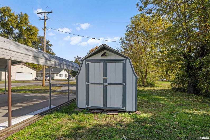 1220 14TH Street, Herrin, Illinois 62959, 3 Bedrooms Bedrooms, 0 ,2 BathroomsBathrooms,Residential,For Sale,14TH,0,RMAEB460370