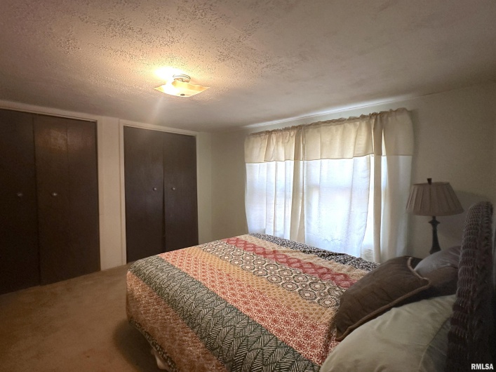 138 Worthen Road, Murphysboro, Illinois 62966, 3 Bedrooms Bedrooms, 0 ,2 BathroomsBathrooms,Residential,For Sale,Worthen,0,RMAEB460379